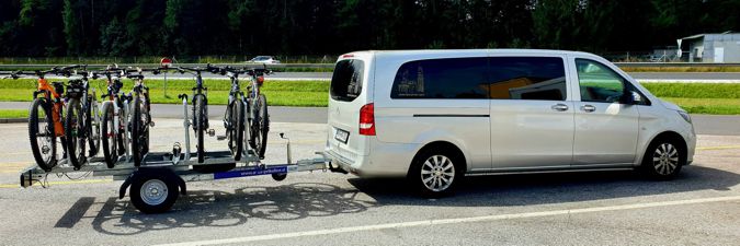 Rimorchio per biciclette e portabiciclette